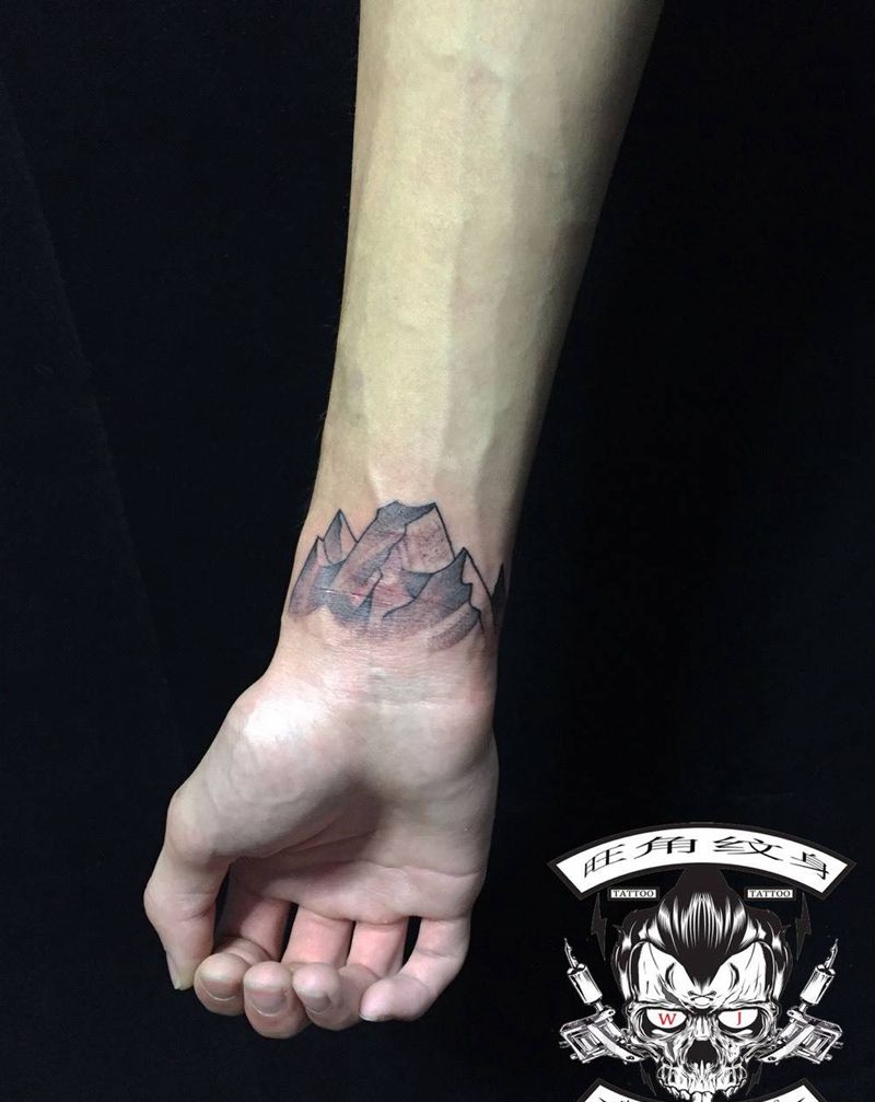 山纹身图片