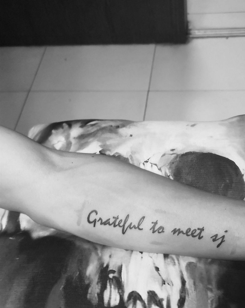 字母纹身图片_手臂纹身图案