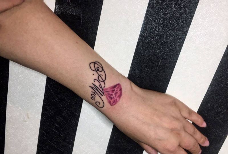 钻石遮盖纹身图片