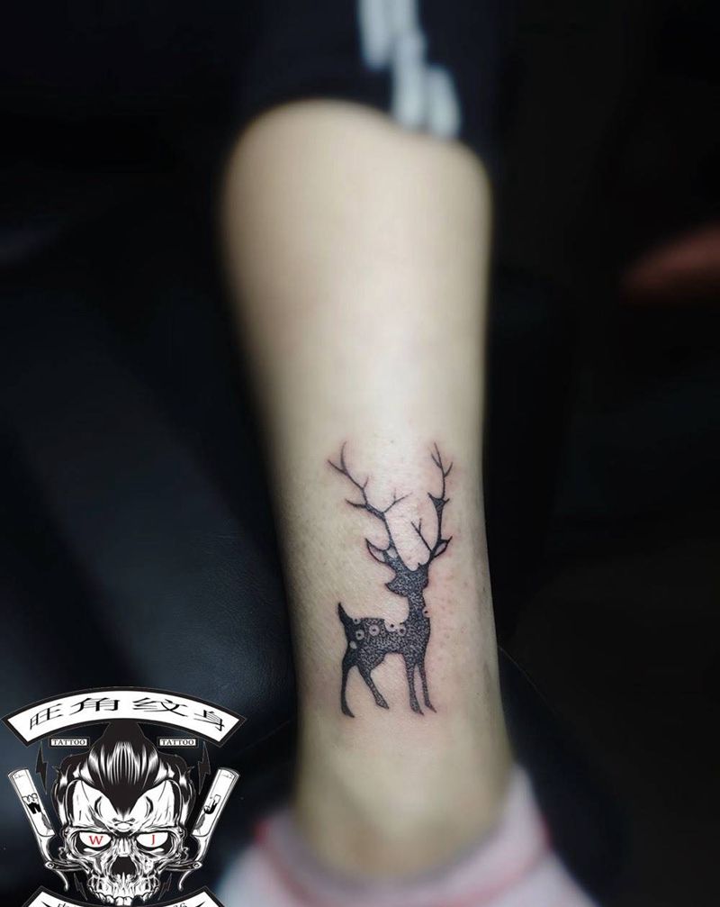 女生腿部小图纹身图片