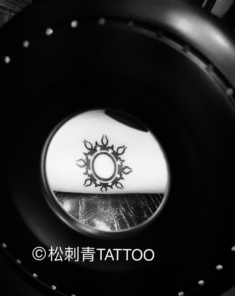 太阳图腾纹身图片
