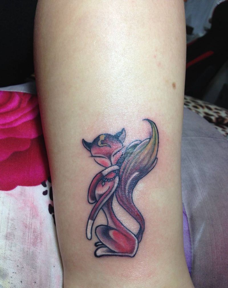 狐狸纹身图片_成品腿部清新动物纹身图案