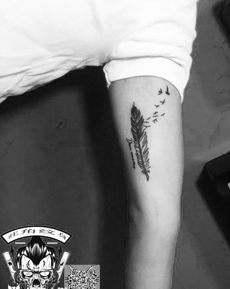 羽毛图案纹身图片