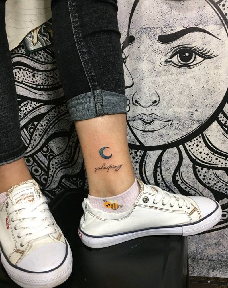 月亮纹身图片