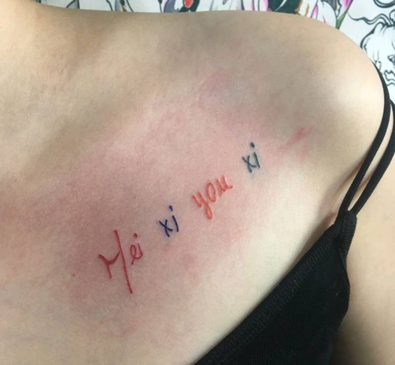 字母纹身图片_胸部纹身图案