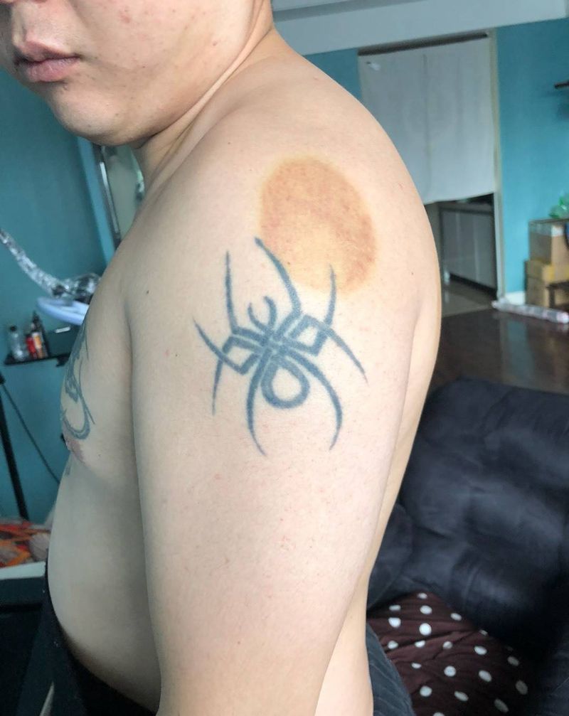 失败纹身遮盖纹身图片_肩部纹身图案