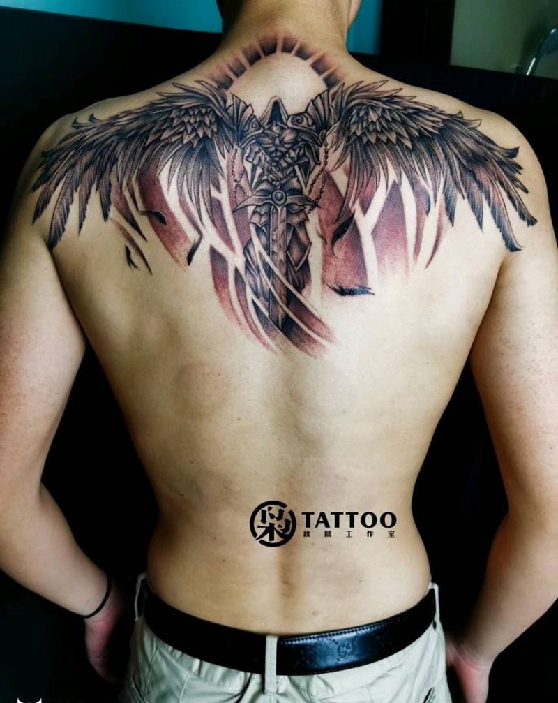 大天使纹身图片_背部纹身图案