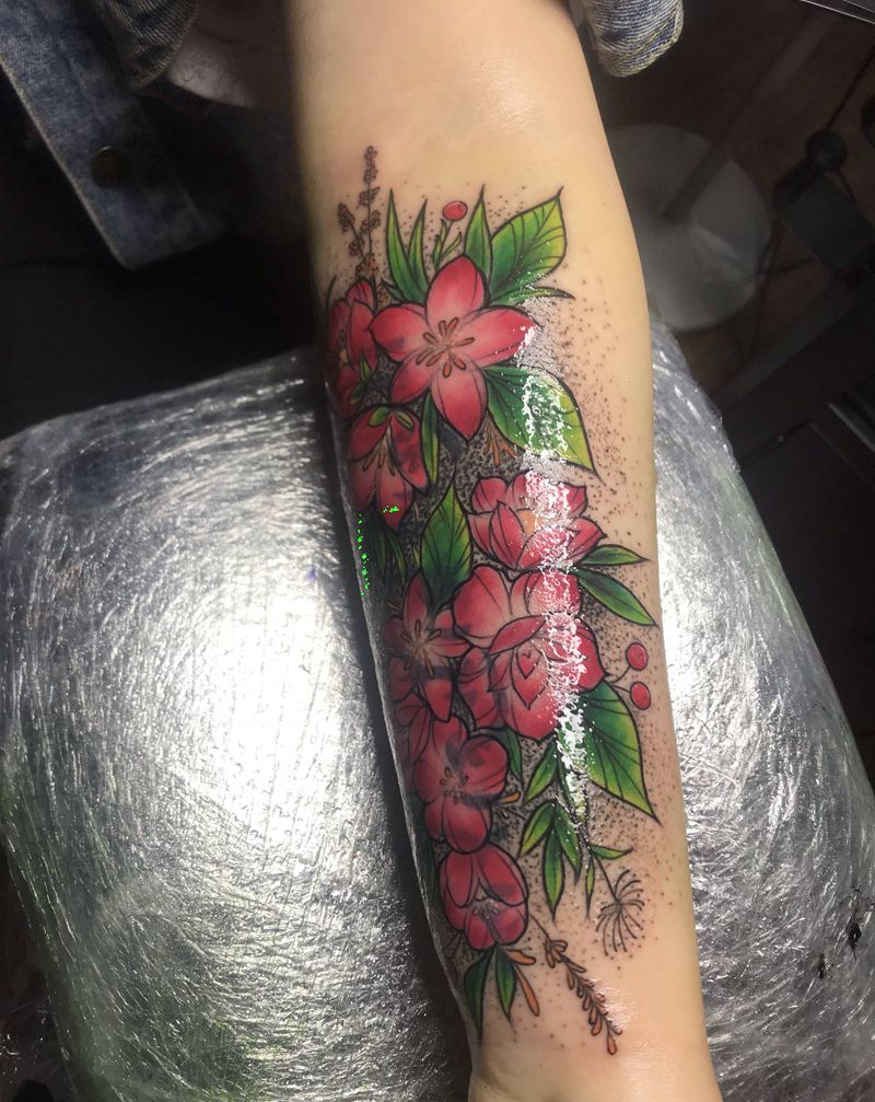 遮盖纹身图片_手臂点刺纹身图案