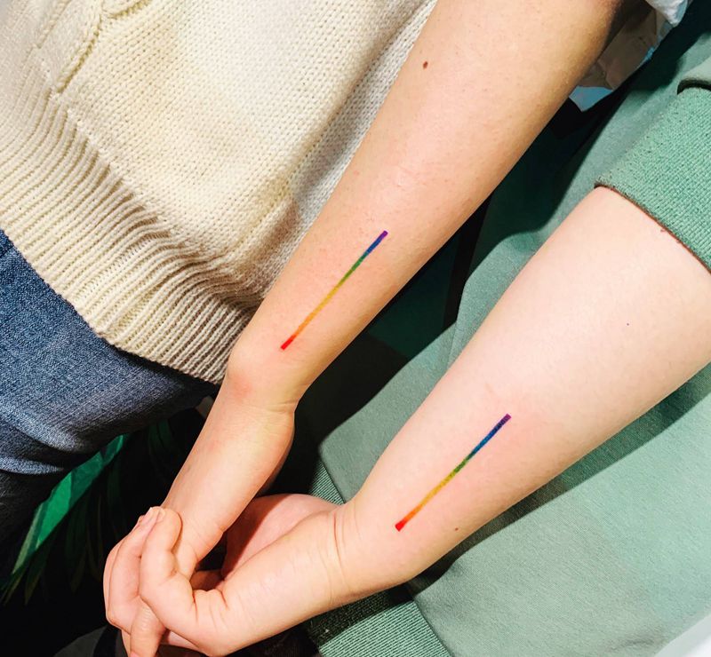 彩虹纹身纹身图片_手臂水彩纹身图案