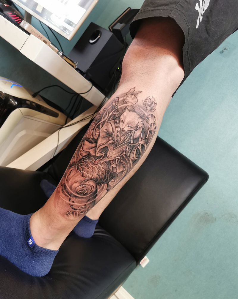 新传统招财猫纹身图片_腿部新传统纹身图案