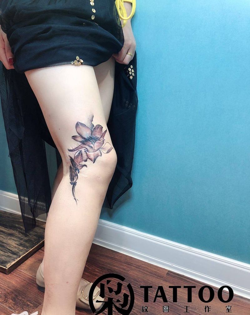 水墨风莲花纹身图片_腿部水墨纹身图案