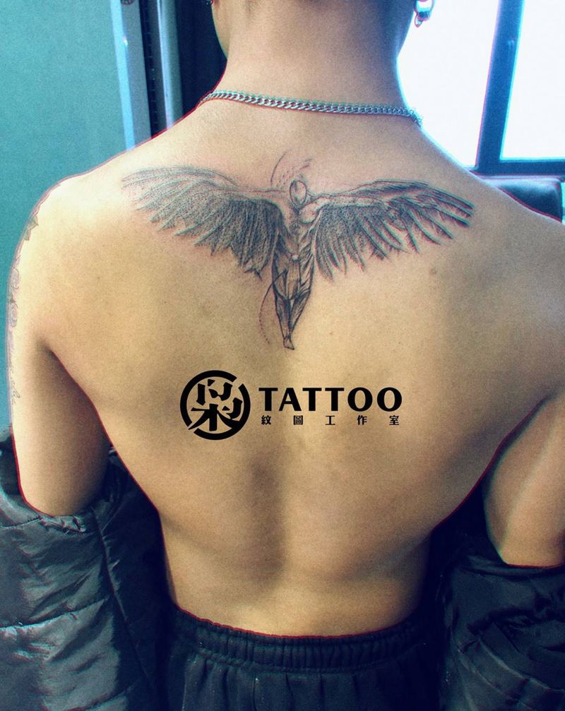 坠落天使纹身图片