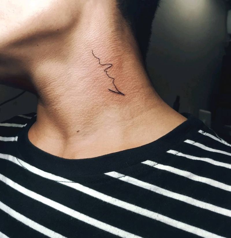 新疆小哥做了11个小图...纹身图片_手部颈部图腾纹身图案