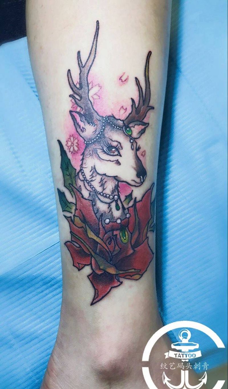 麻药遮盖小鹿纹身图片