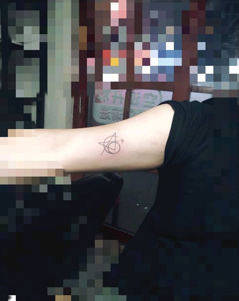 复仇者联盟logo纹身图片_手臂几何复联纹身图案