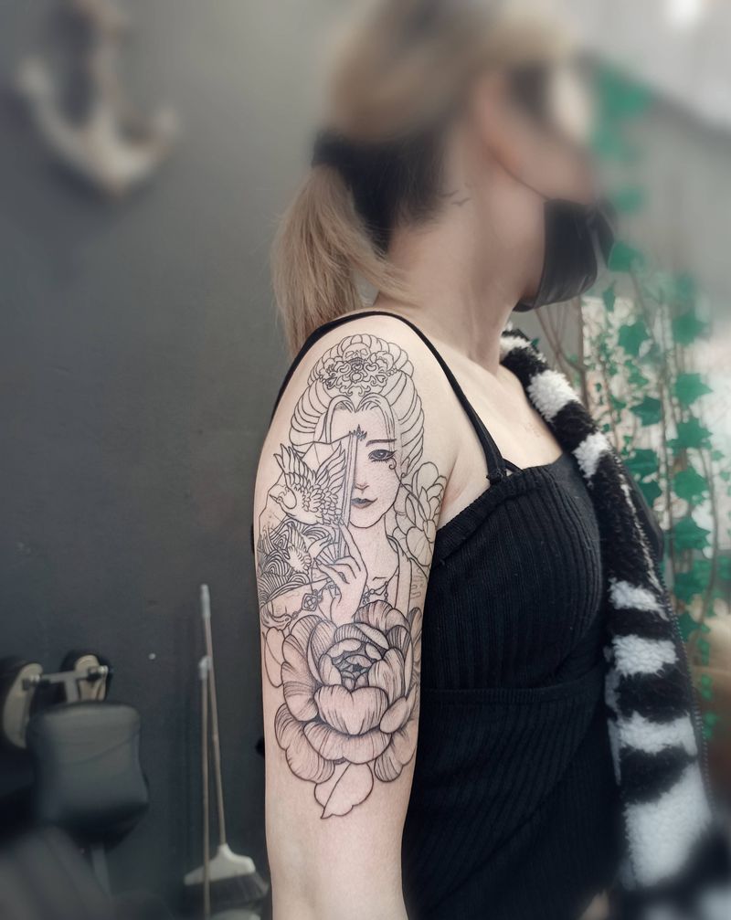 大臂艺伎纹身图片_手臂点刺新传统纹身图案