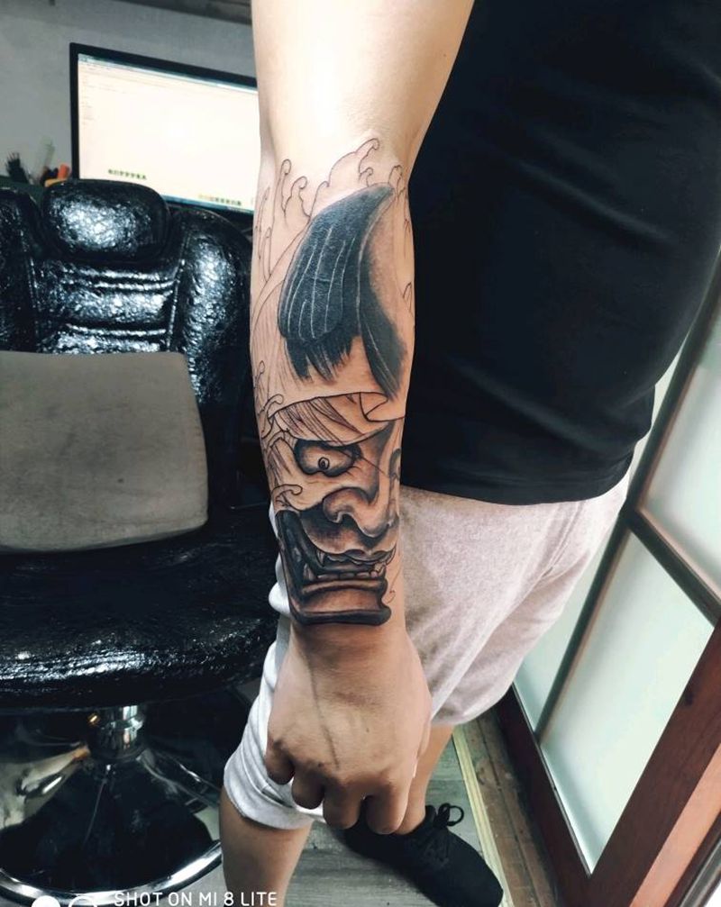 般若遮盖蝎子未完成纹身图片_手臂新传统般若遮盖包小臂纹身图案