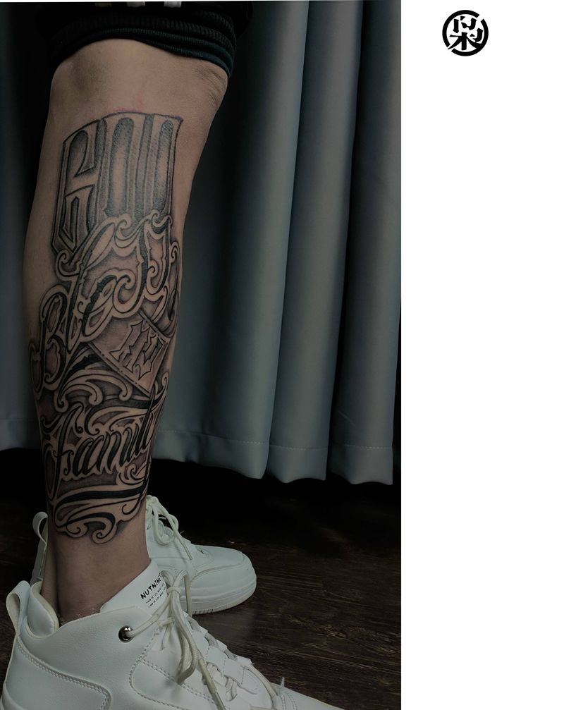 花体and彩虹纹身图片_腿部水彩花体字纹身图案