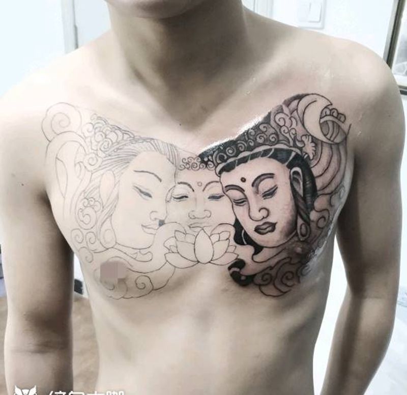 三面佛未完成纹身图片_胸部新传统纹身图案