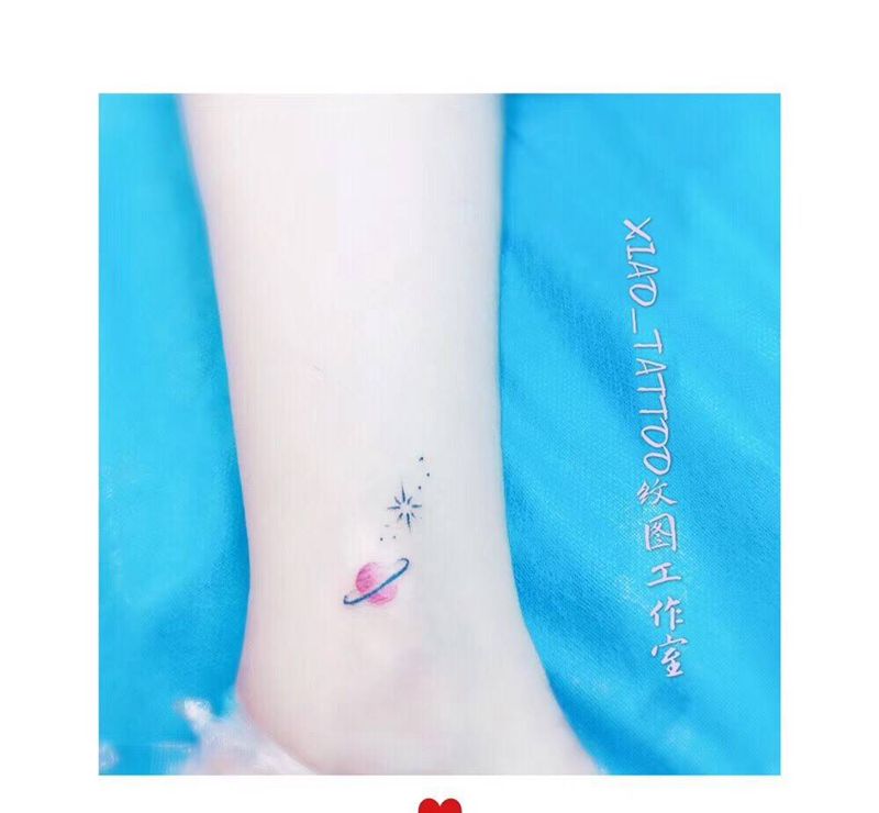 小清新纹身图片_脚部点刺纹身图案