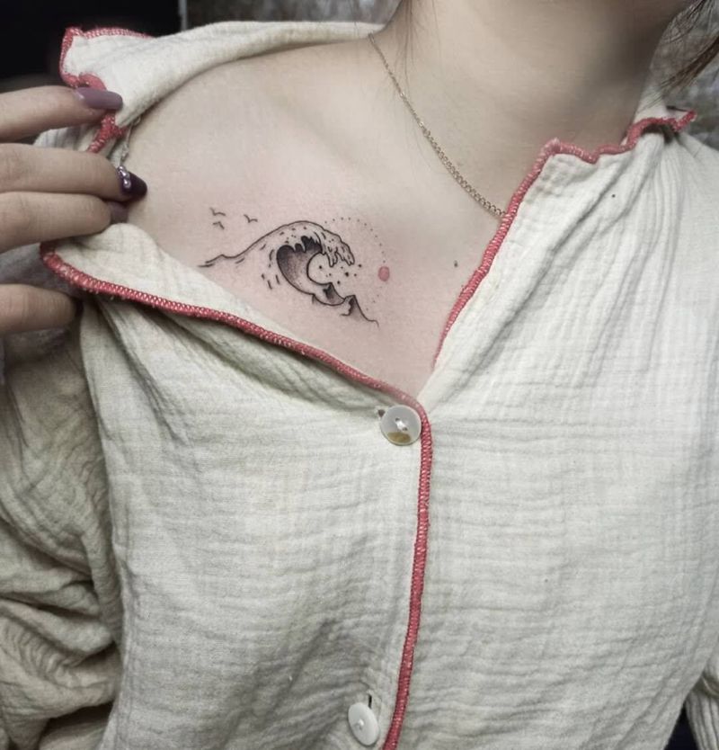 锁骨点刺浪花纹身图片_胸部点刺锁骨点刺浪花纹身图案