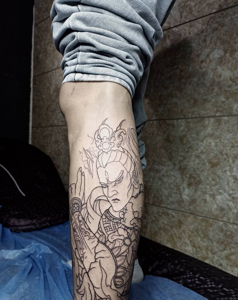 二郎神线条纹身图片_腿部新传统二郎神纹身图案