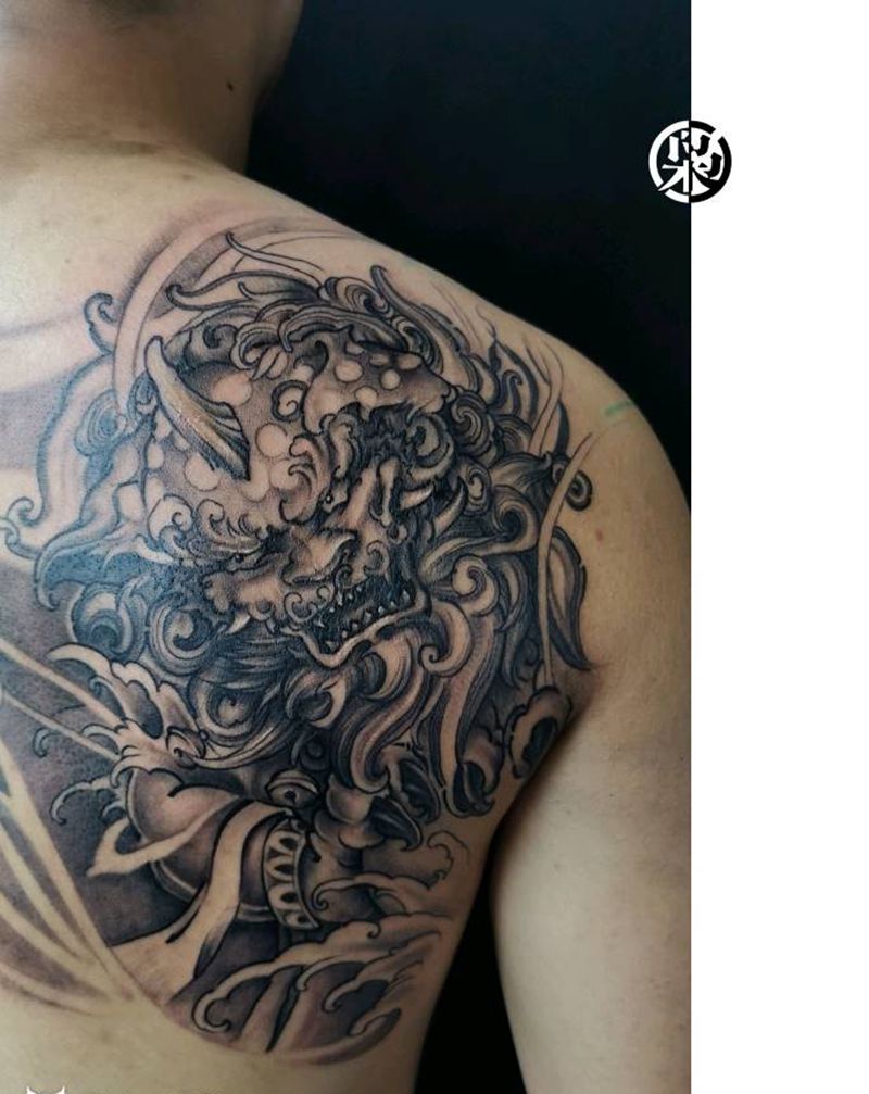 唐狮纹身图片_背部纹身图案