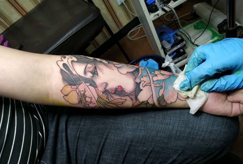 仕女图纹身图片