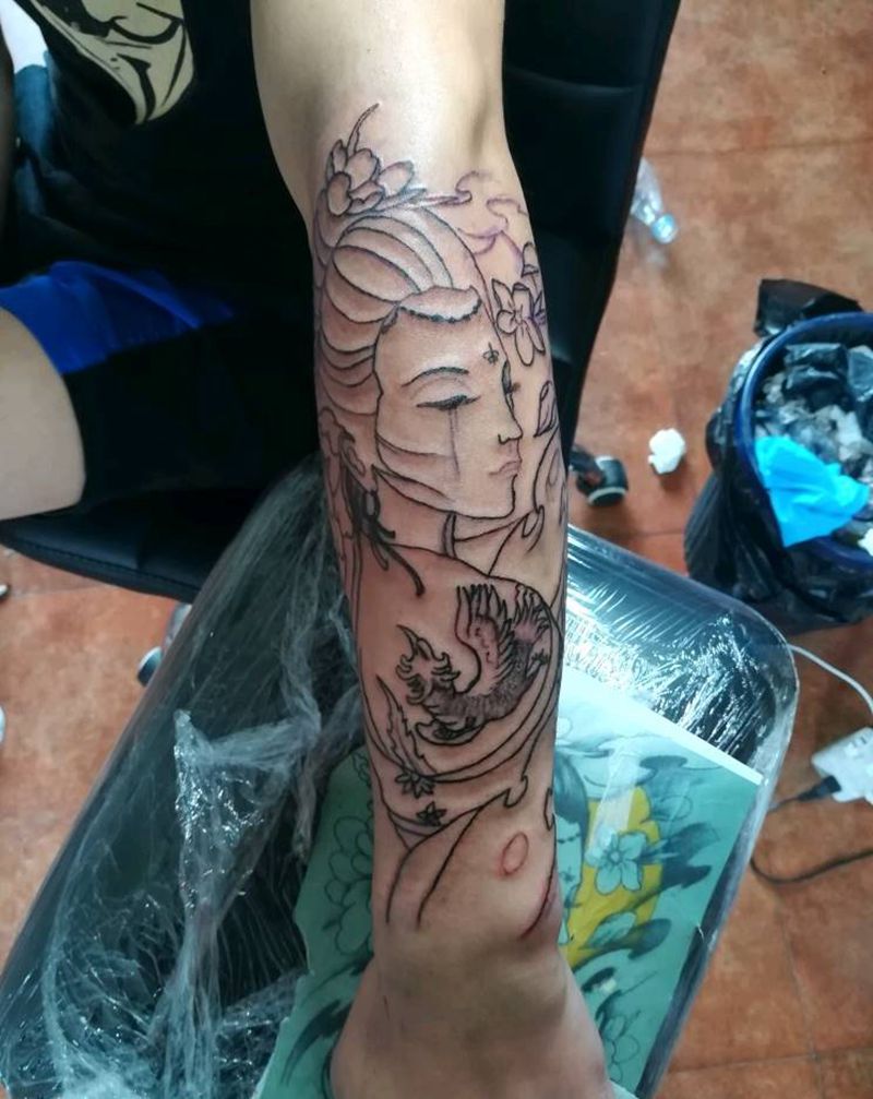 小臂艺伎未完纹身图片