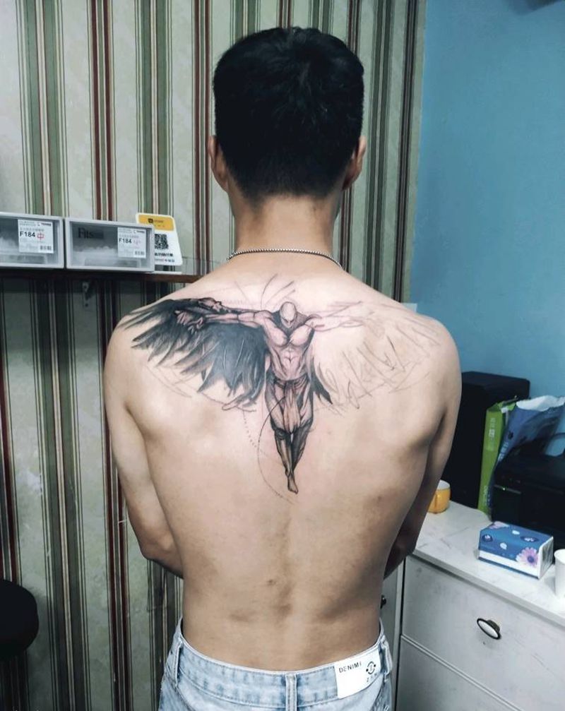 天使未完成纹身图片_背部点刺天使纹身图案