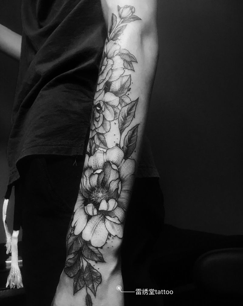 加班一枚小臂纹身图片