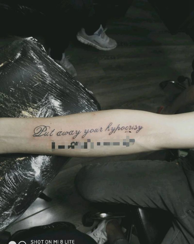 手臂英文纹身图片_手臂纹身图案