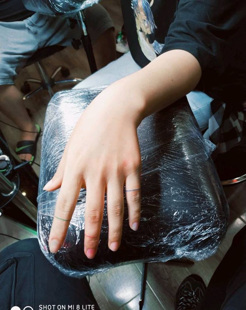 三个圈圈纹身图片_手部纹身图案