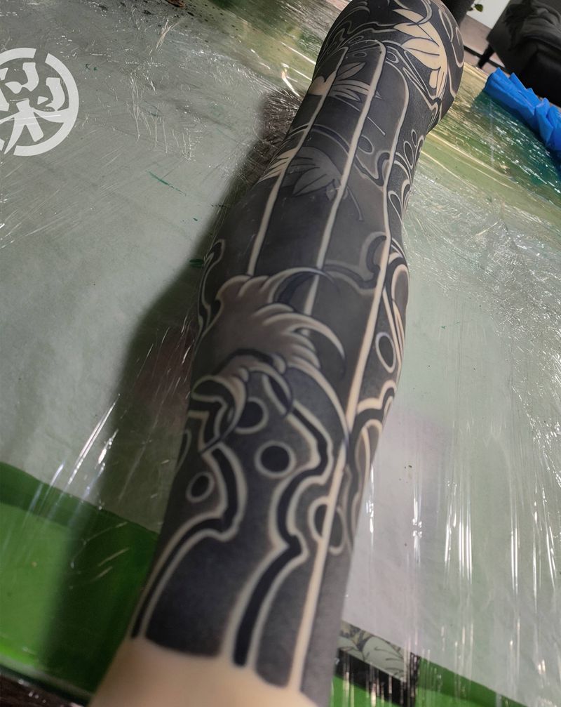 玩玩纹身图片_手臂老传统纹身图案