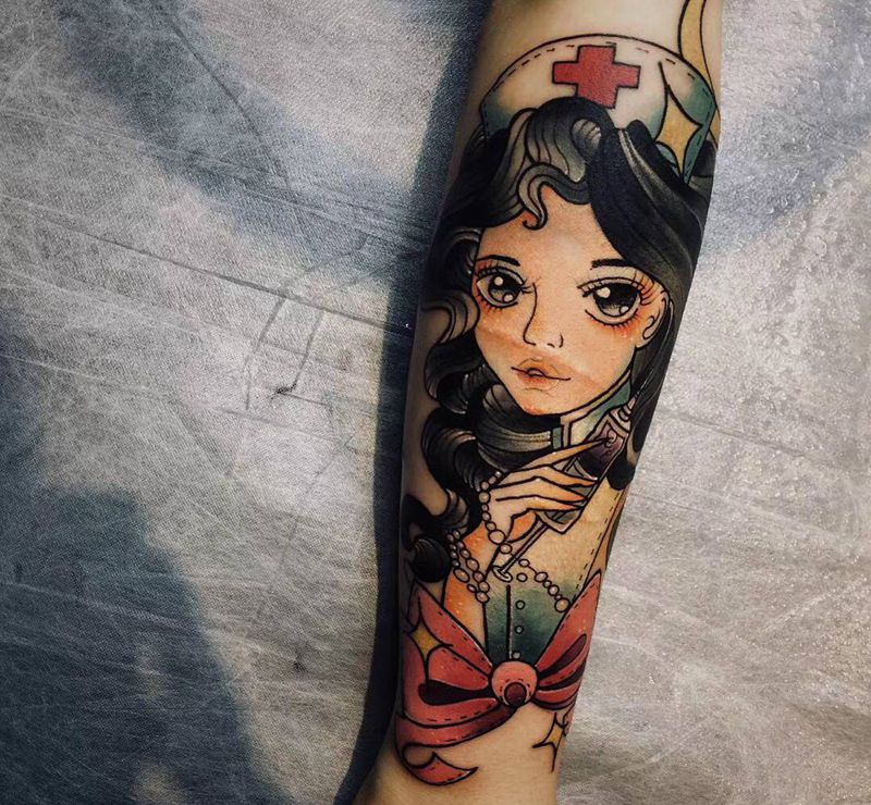 护士纹身图片_手臂Old School纹身图案