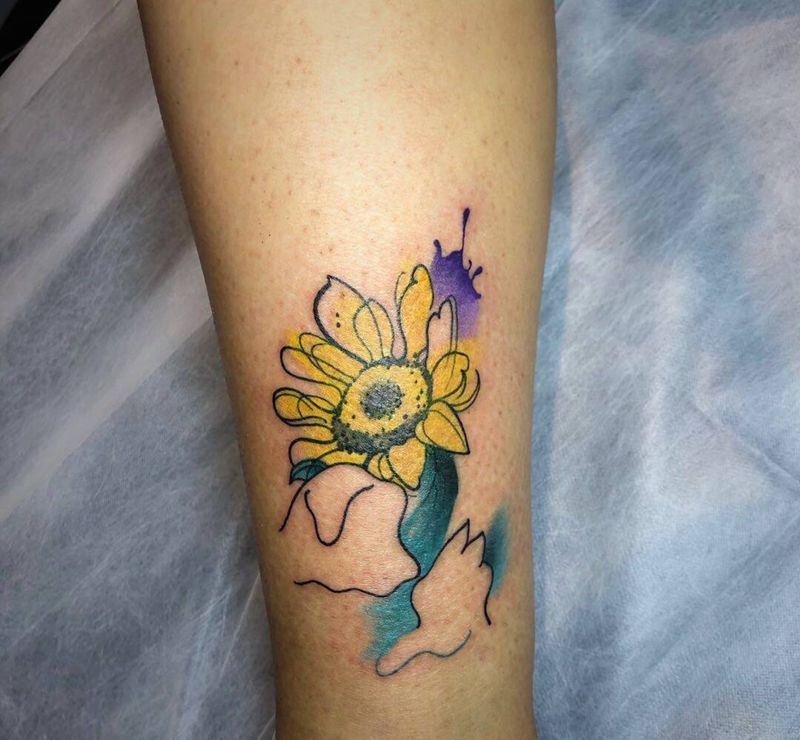 向日葵纹身图片_腿部纹身图案