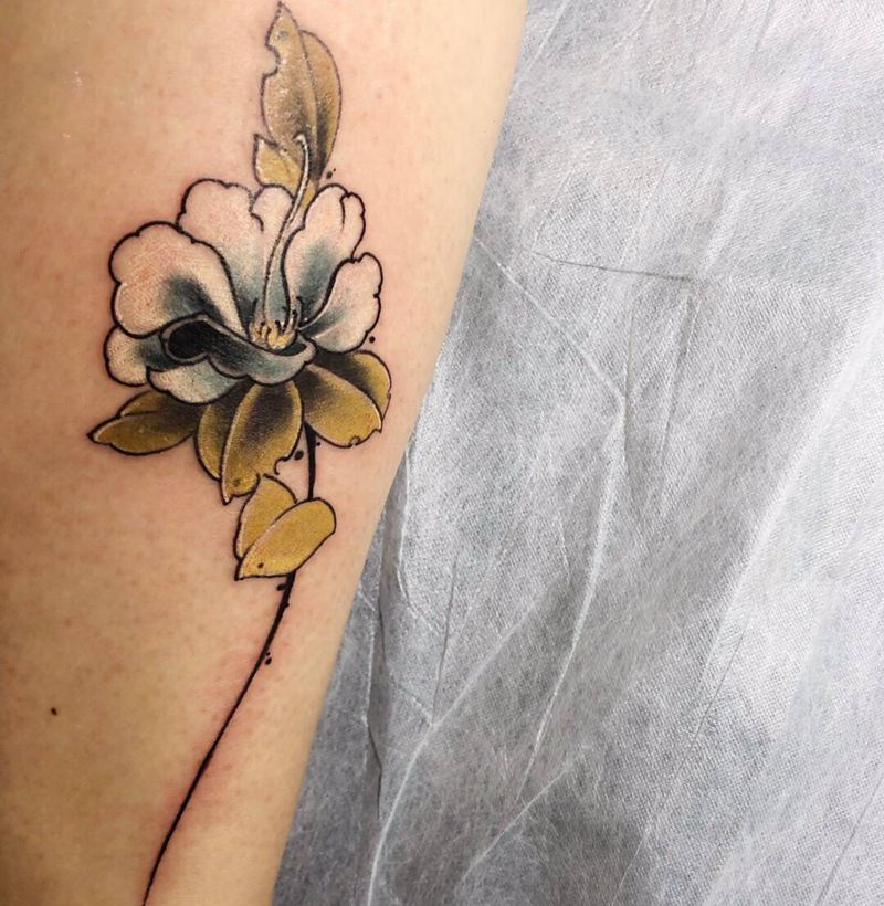 牡丹纹身图片_腿部纹身图案