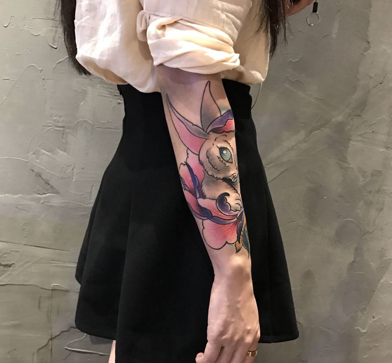 兔子纹身图片_手臂纹身图案