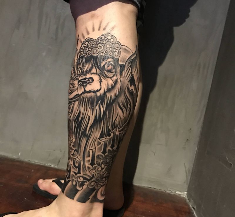 羊纹身图片_腿部纹身图案