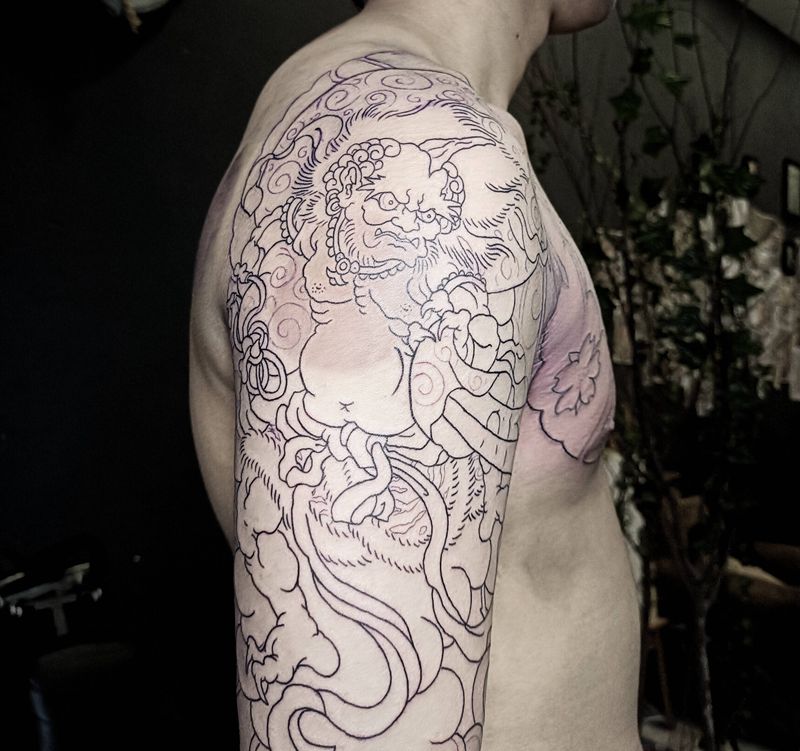 半甲风神线条...纹身图片_胸部手臂老传统新传统风神半甲纹身图案