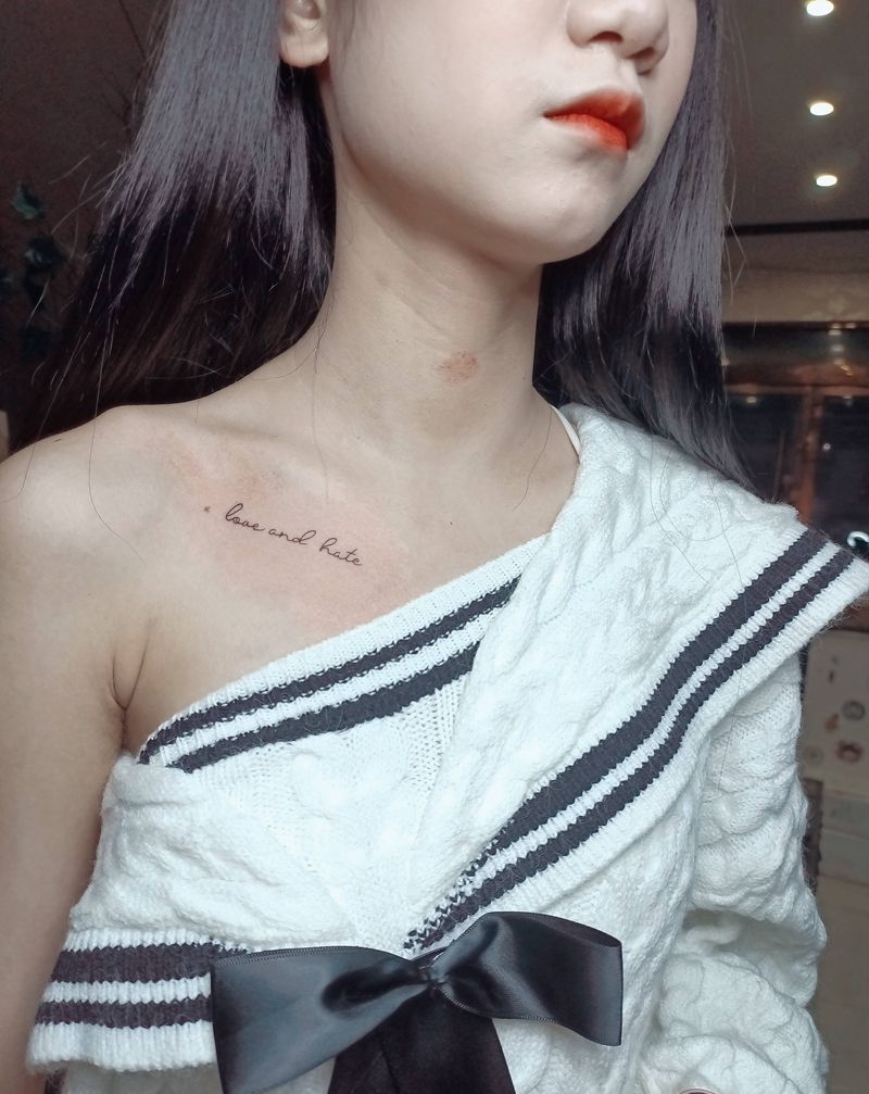 锁骨英文纹身图片_肩部胸部锁骨英文纹身图案