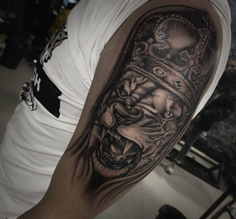 欧美狮子纹身图片