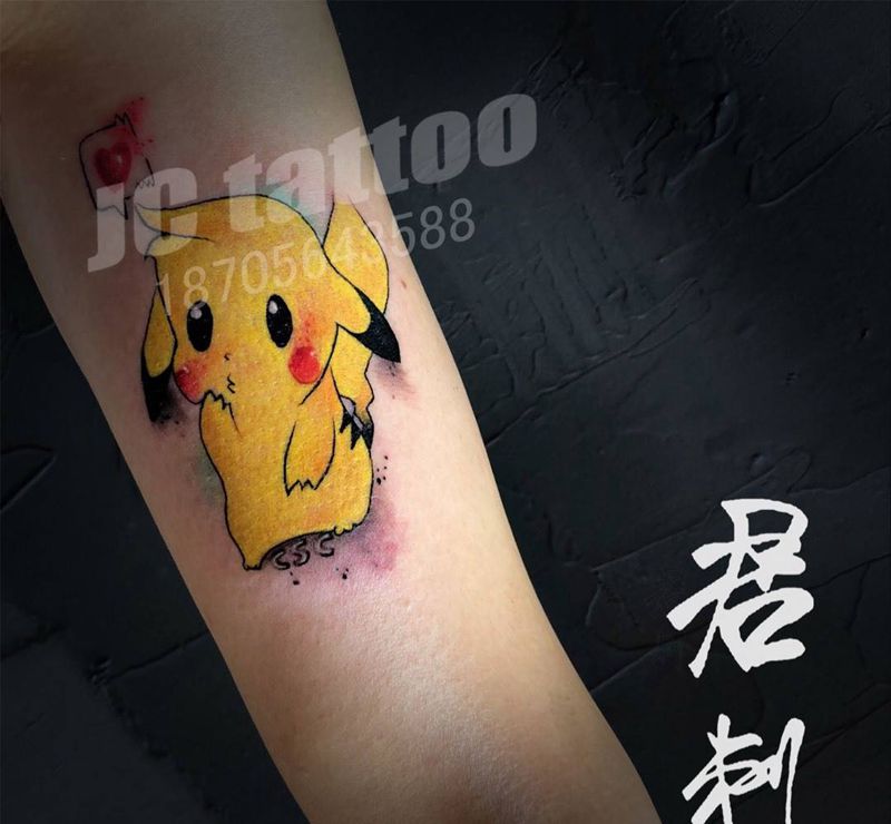 比卡丘纹身图片