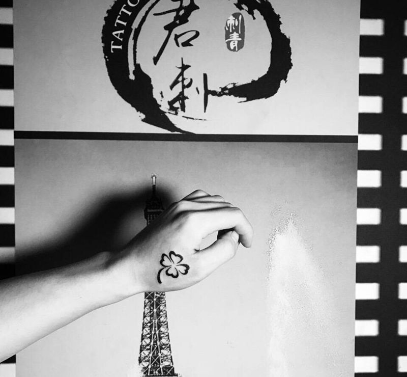 四叶草纹身图片