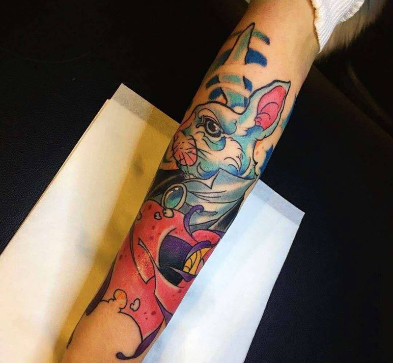 彩色school小臂纹身图片