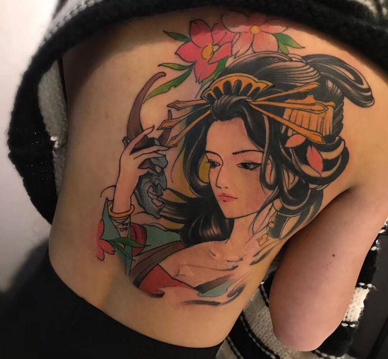 艺妓纹身图片_成品背部传统肖像人物纹身图案