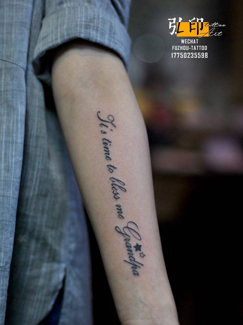 字母纹身图片