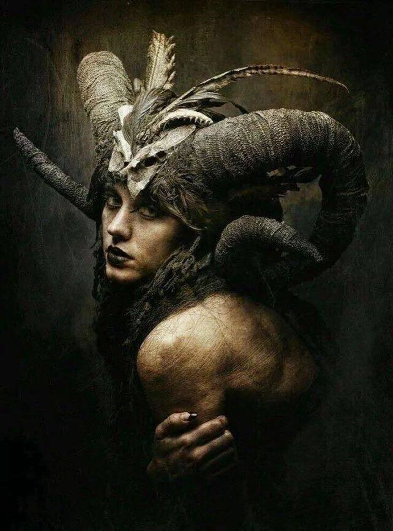 黑暗风纹身图片