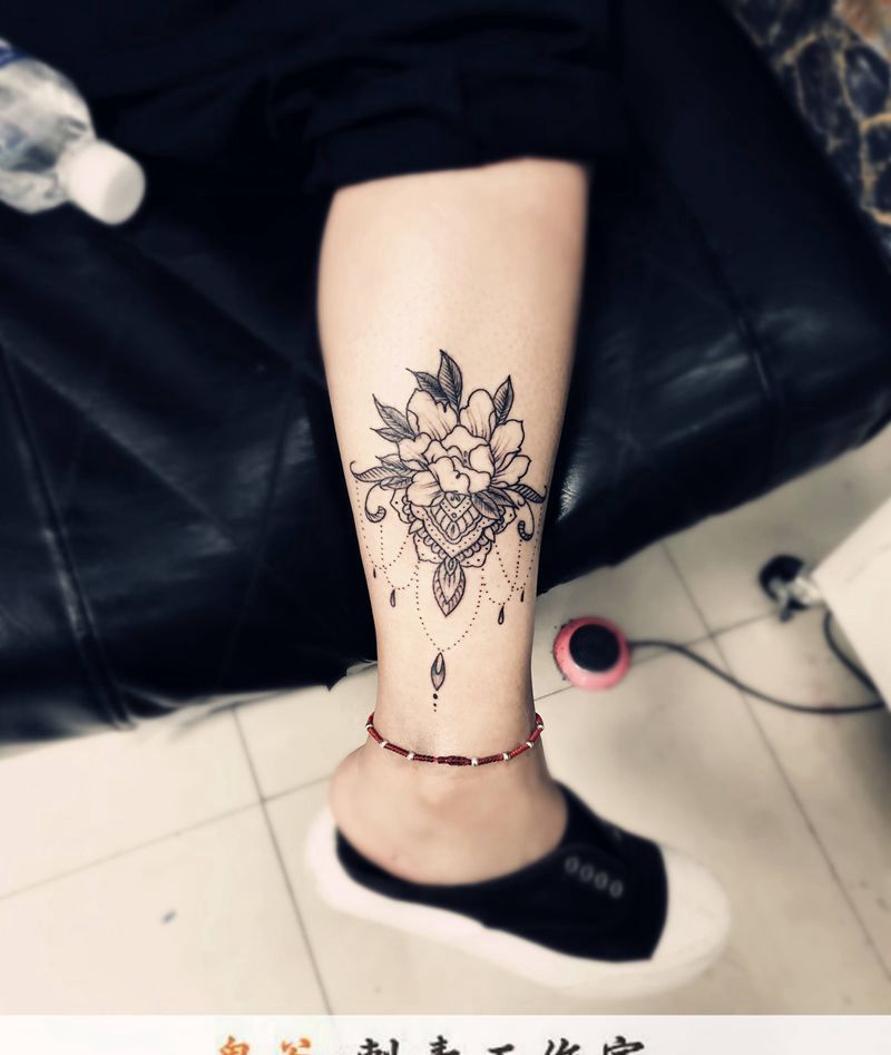 素花纹身图片_新传统纹身图案