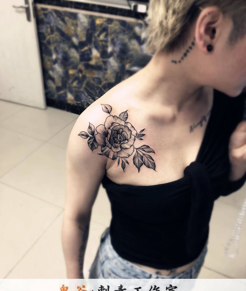 素花纹身图片_新传统纹身图案